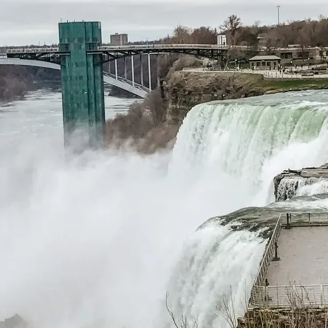 1-Day Niagara Falls Tour – Entrance Ticket